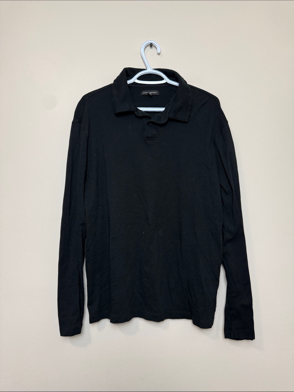 Banana Republic Black Long-Sleeve Polo size L